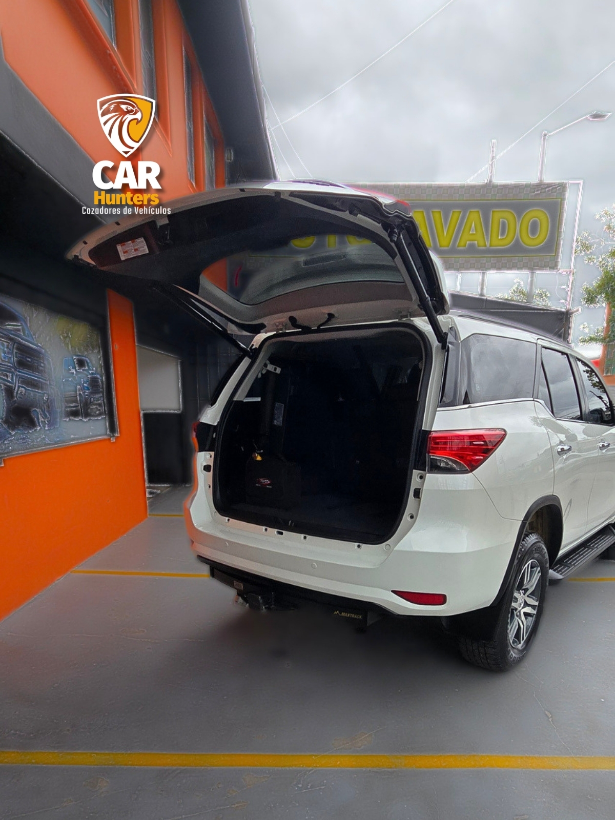 TOYOTA FORTUNER SRV 4X2 2020 - Imagen 13